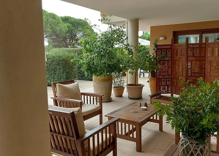 Villa Luigi A Poggio Dei Pini, Alloggio Con Giardino E Posto Auto